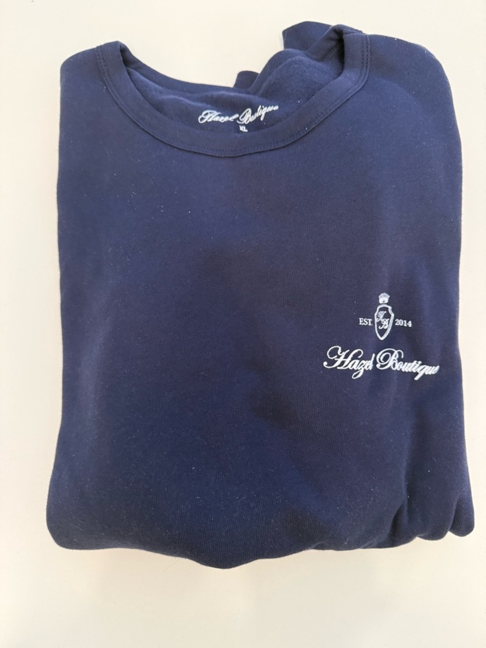Hazl Boutique Women's Navy Crewneck Sweatshirt